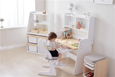 Houten kindermeubilair