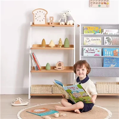 Lage boekenkast voor kinderkamer